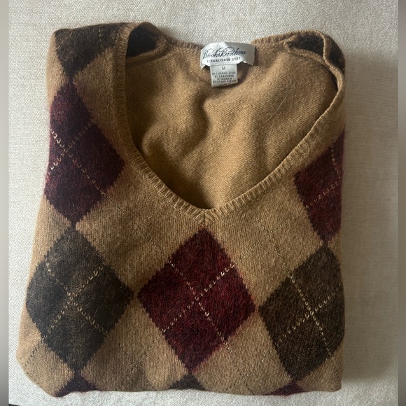 Brooks Brothers V-Neck Argyle Sweater - Tan and Burgundy - Picture 1 of 5